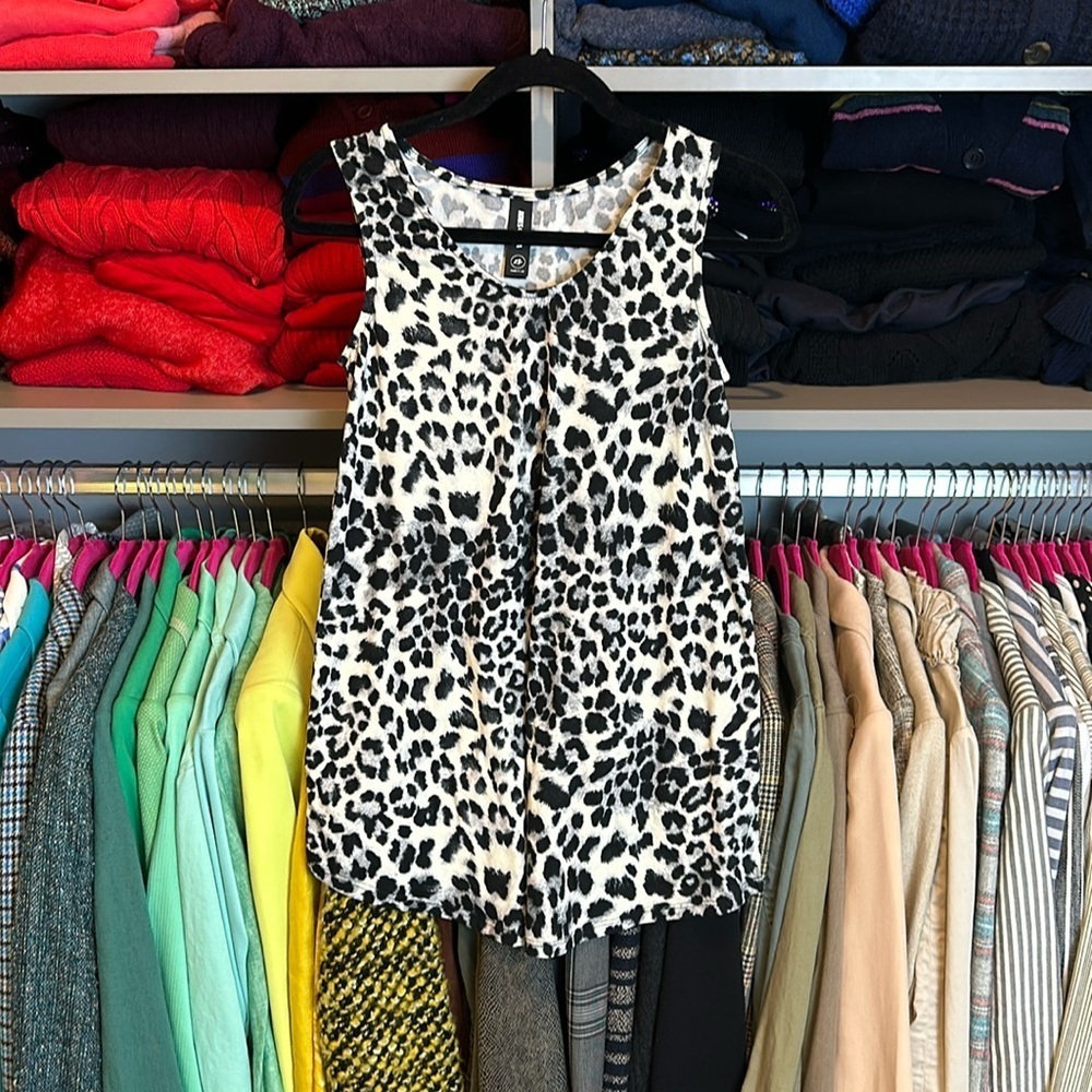 Agnes & Dora ivory/gray/black sleeveless scoop neck cheetah print size XS - Picture 1 of 3
